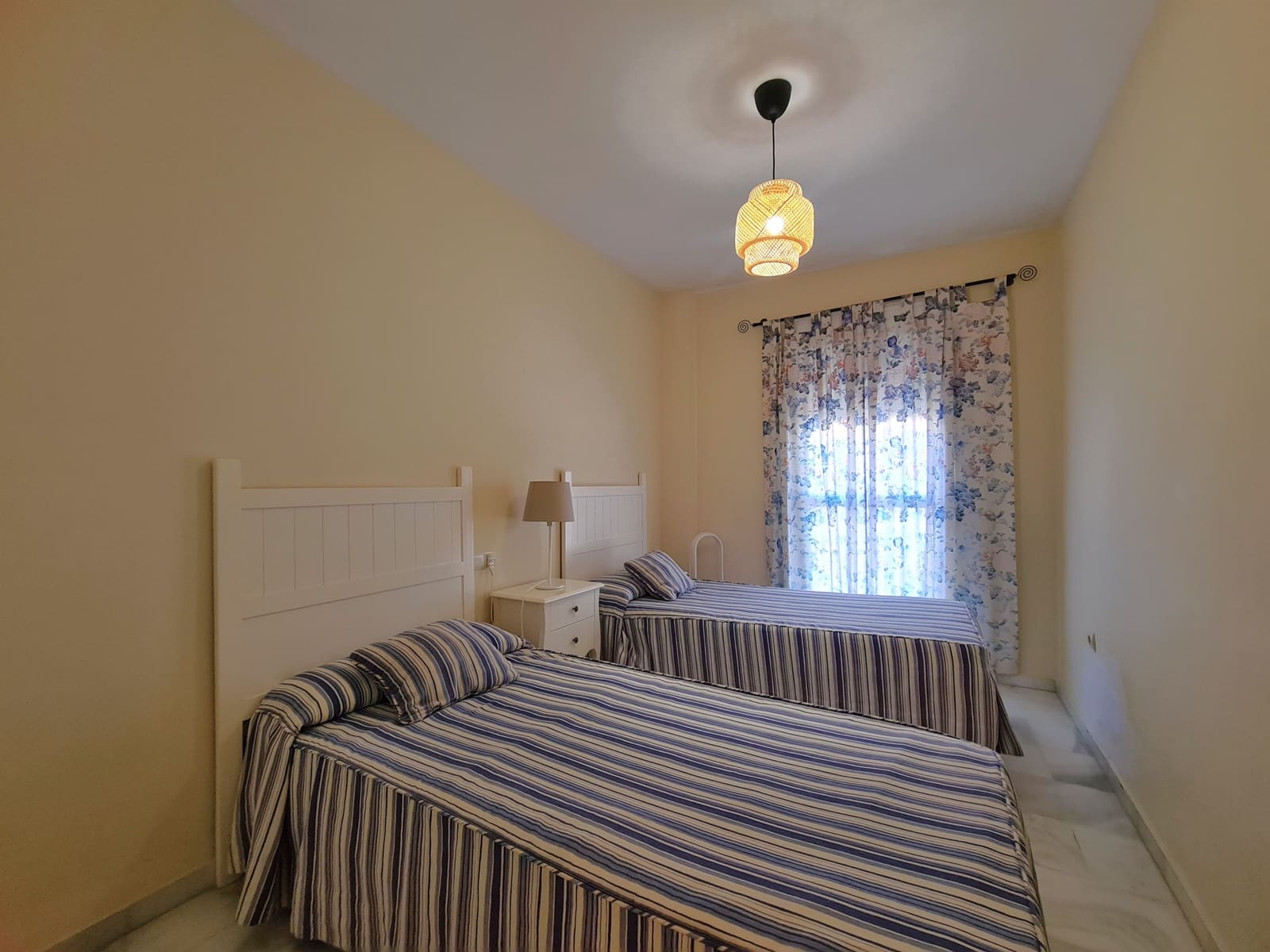2 chambre Appartement à vendre à San Luis de Sabinillas avec piscine garage - 265 000 € (Ref: 9849212)