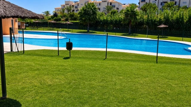 2 Zimmer Apartment zu verkaufen in San Luis de Sabinillas, Manilva mit Pool Garage - 265.000 € (Ref: 9849212)