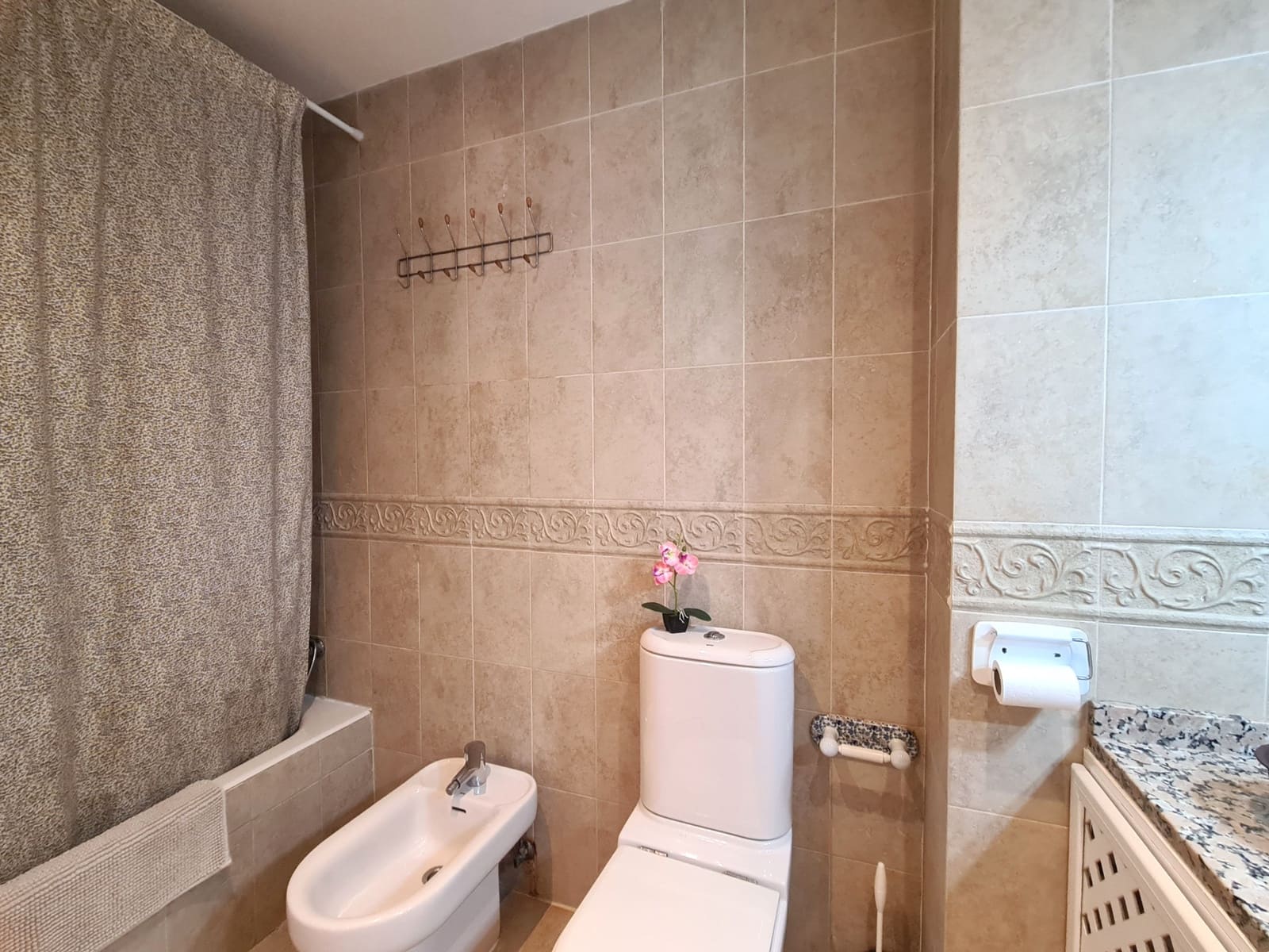 2 chambre Appartement à vendre à San Luis de Sabinillas avec piscine garage - 265 000 € (Ref: 9849212)