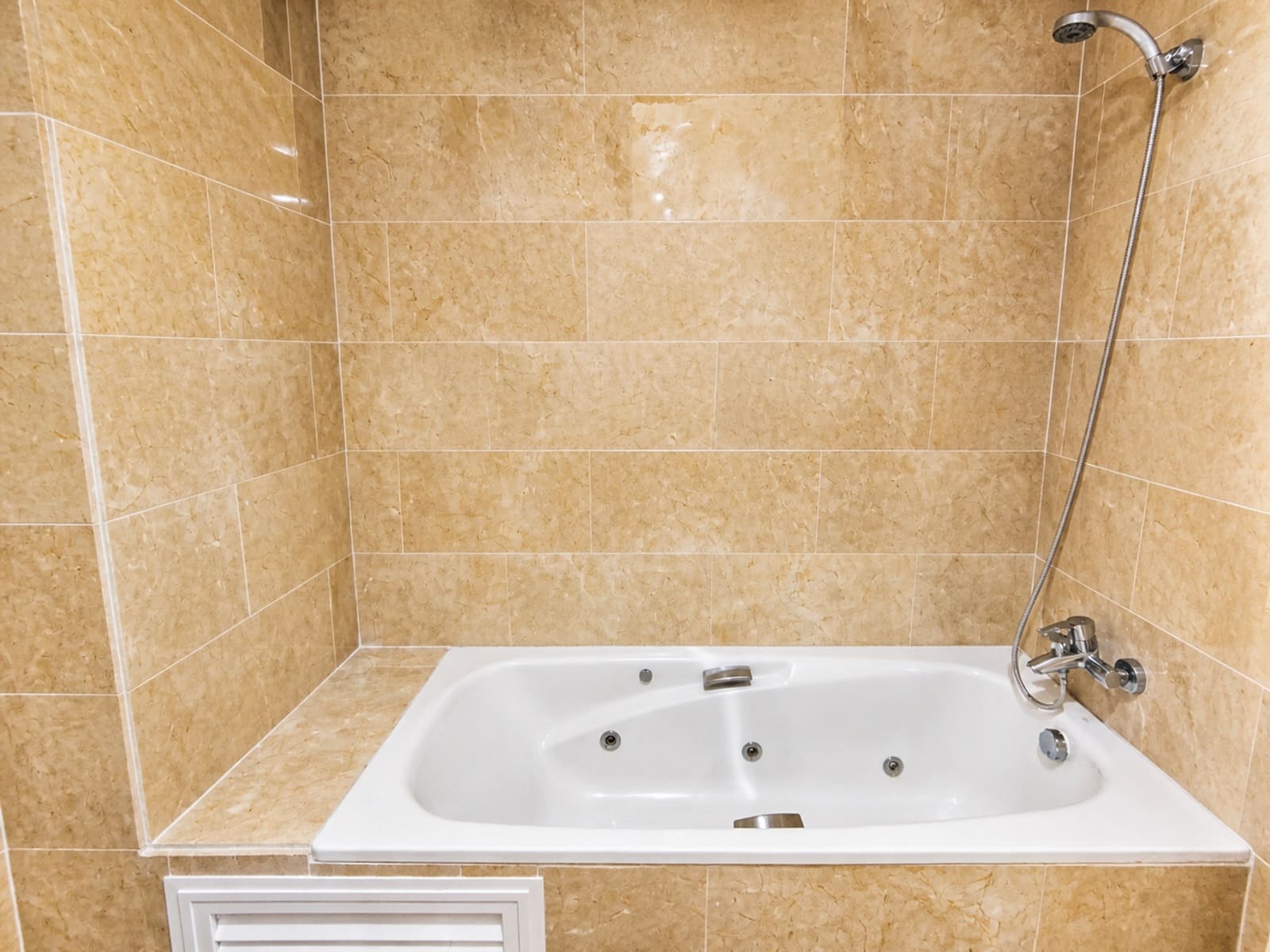 3 bedroom Penthouse for sale in San Luis de Sabinillas with pool garage - € 420,000 (Ref: 9849213)