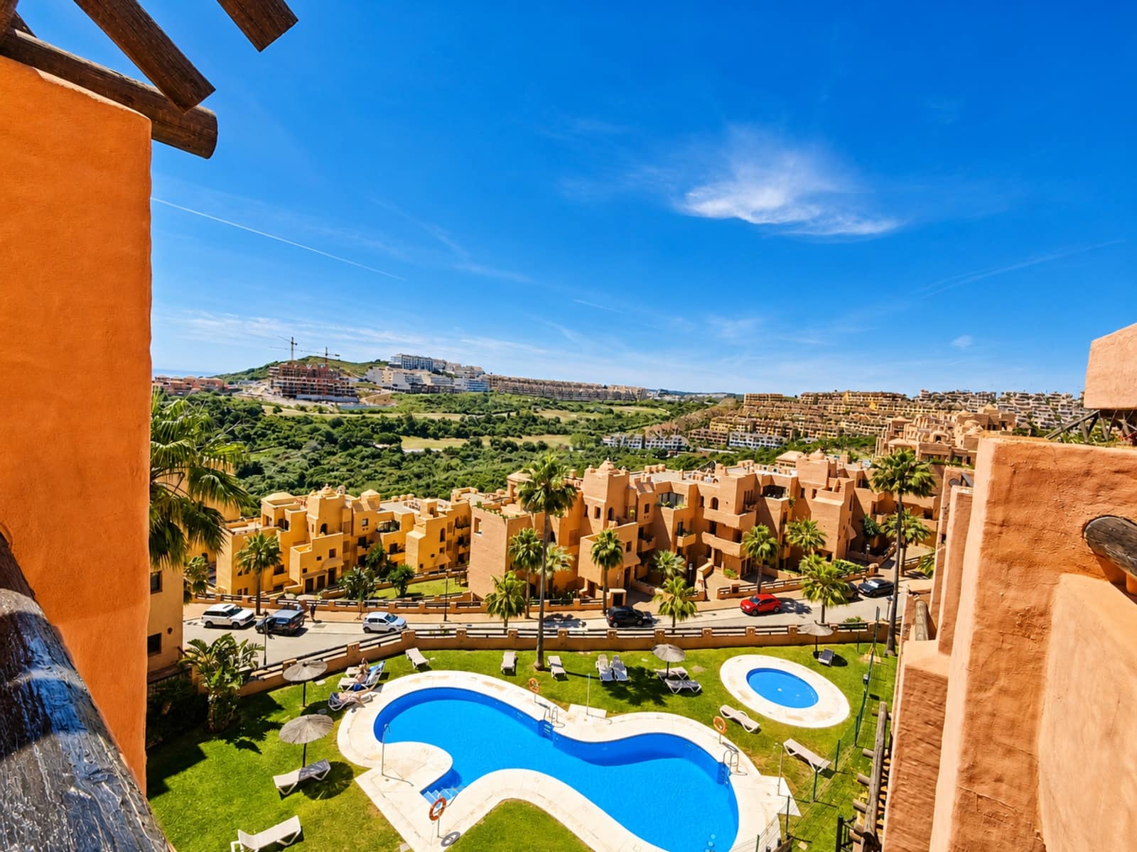 3 bedroom Penthouse for sale in San Luis de Sabinillas with pool garage - € 420,000 (Ref: 9849213)