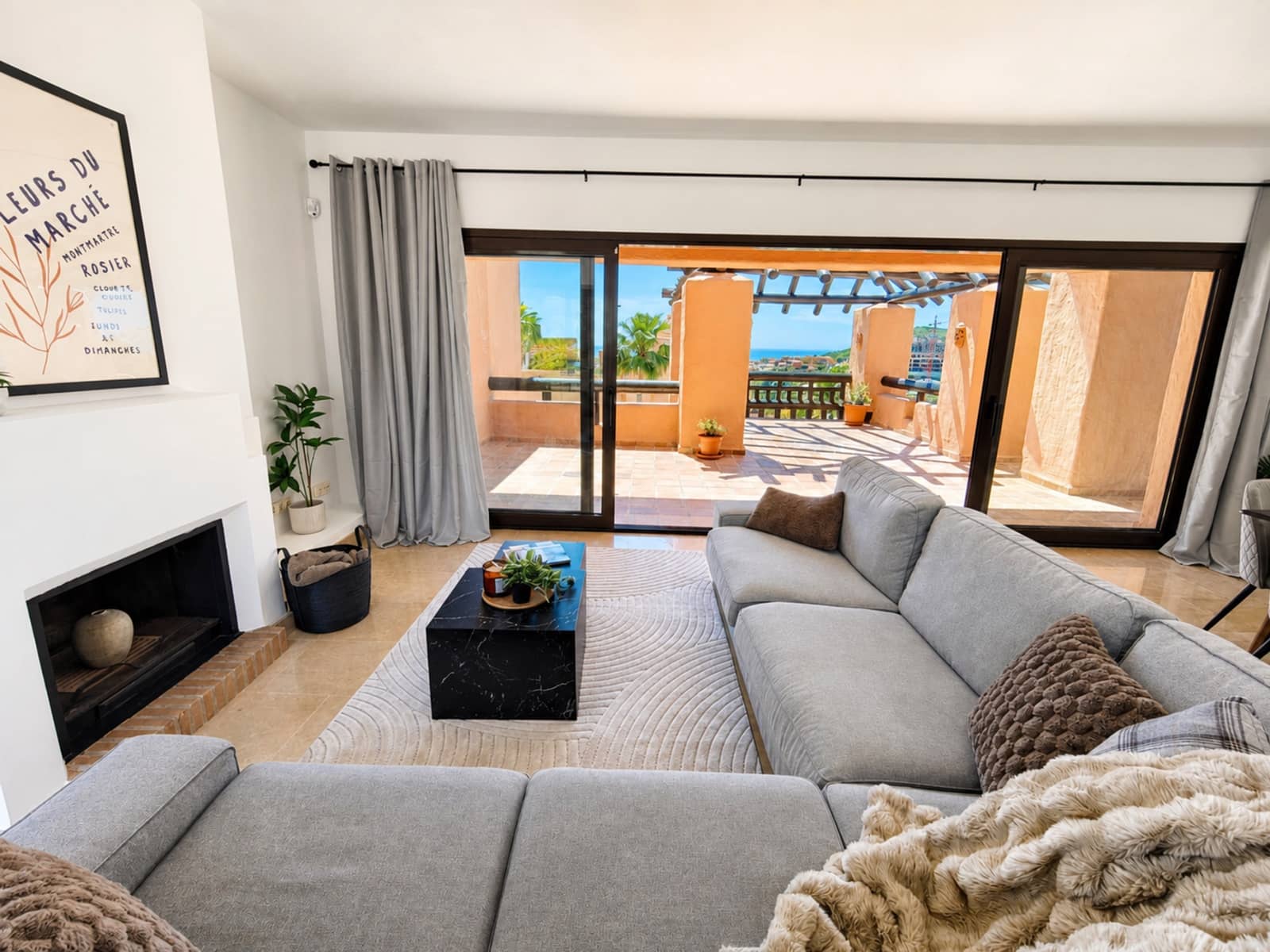 3 bedroom Penthouse for sale in San Luis de Sabinillas with pool garage - € 420,000 (Ref: 9849213)