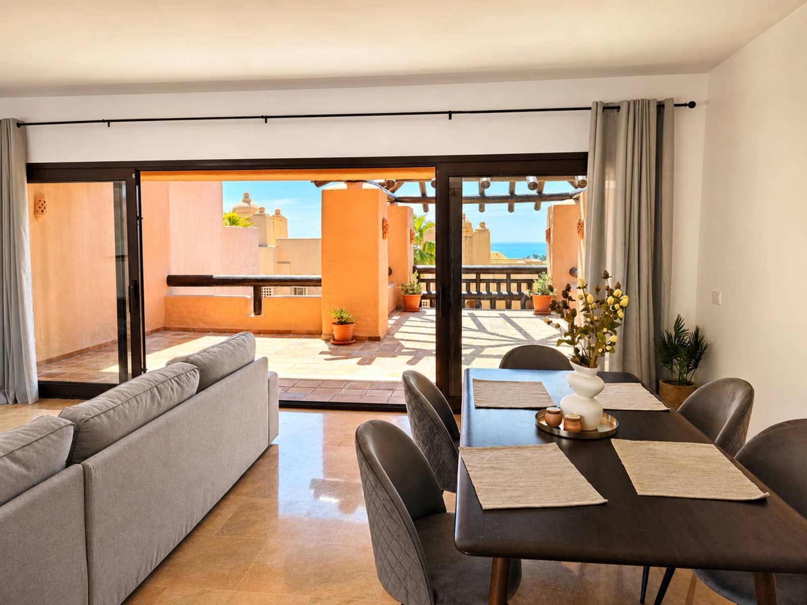 3 bedroom Penthouse for sale in San Luis de Sabinillas with pool garage - € 420,000 (Ref: 9849213)