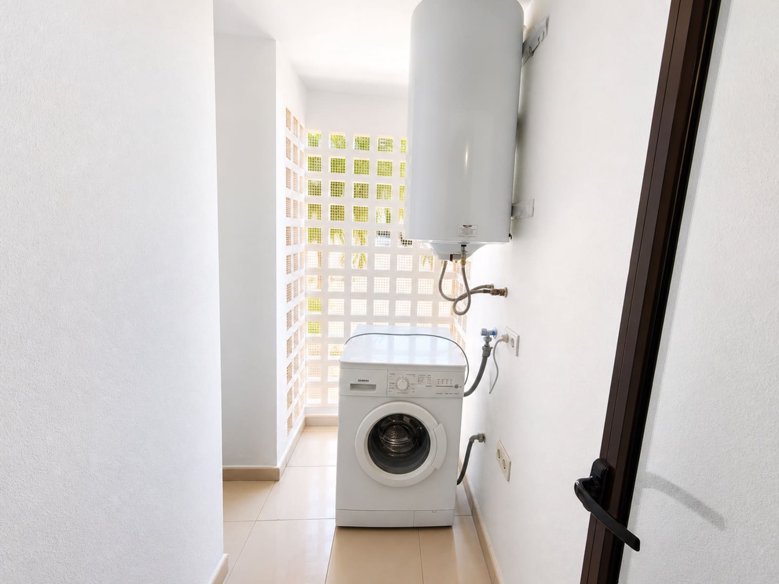 3 bedroom Penthouse for sale in San Luis de Sabinillas with pool garage - € 420,000 (Ref: 9849213)