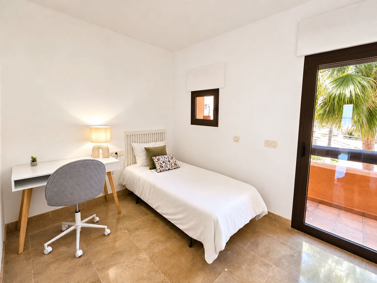 3 bedroom Penthouse for sale in San Luis de Sabinillas with pool garage - € 420,000 (Ref: 9849213)