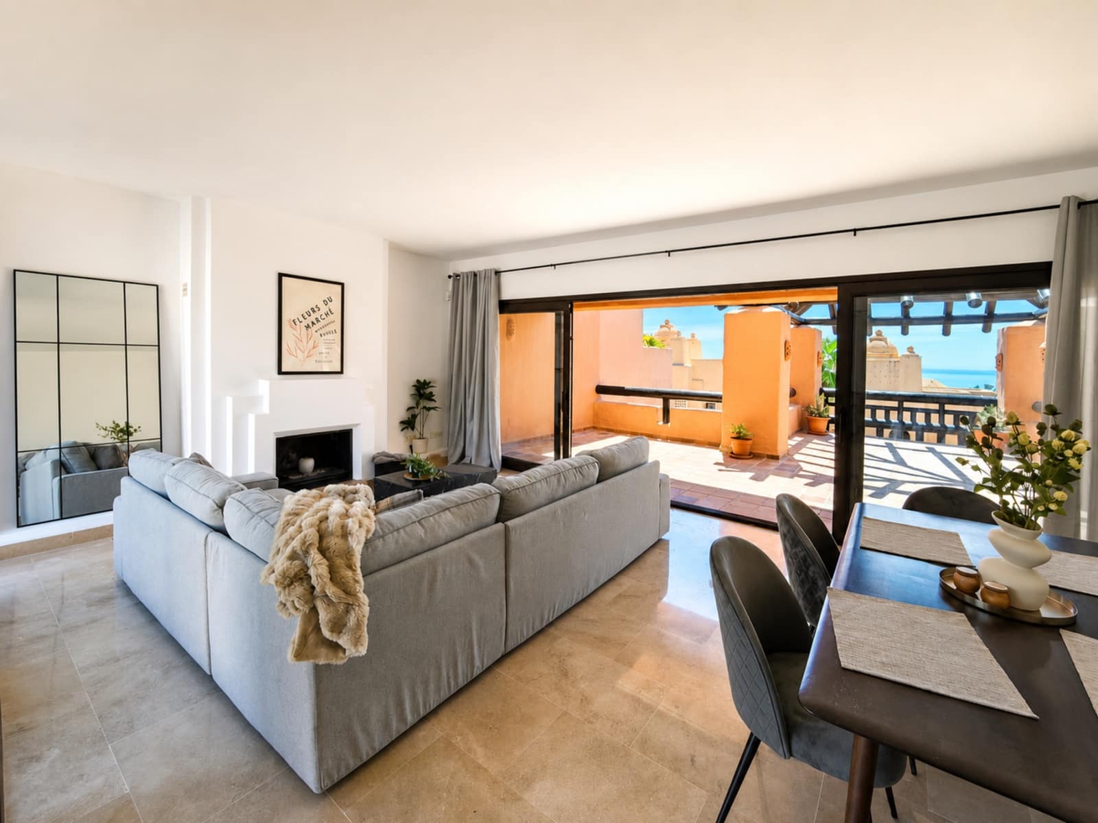 3 bedroom Penthouse for sale in San Luis de Sabinillas with pool garage - € 420,000 (Ref: 9849213)