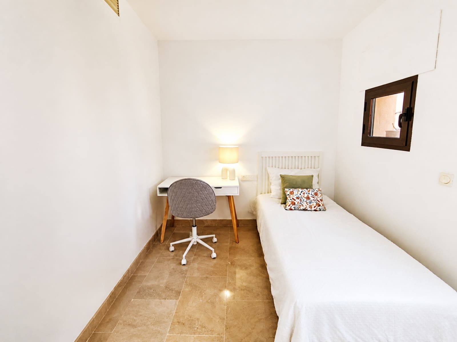 3 bedroom Penthouse for sale in San Luis de Sabinillas with pool garage - € 420,000 (Ref: 9849213)