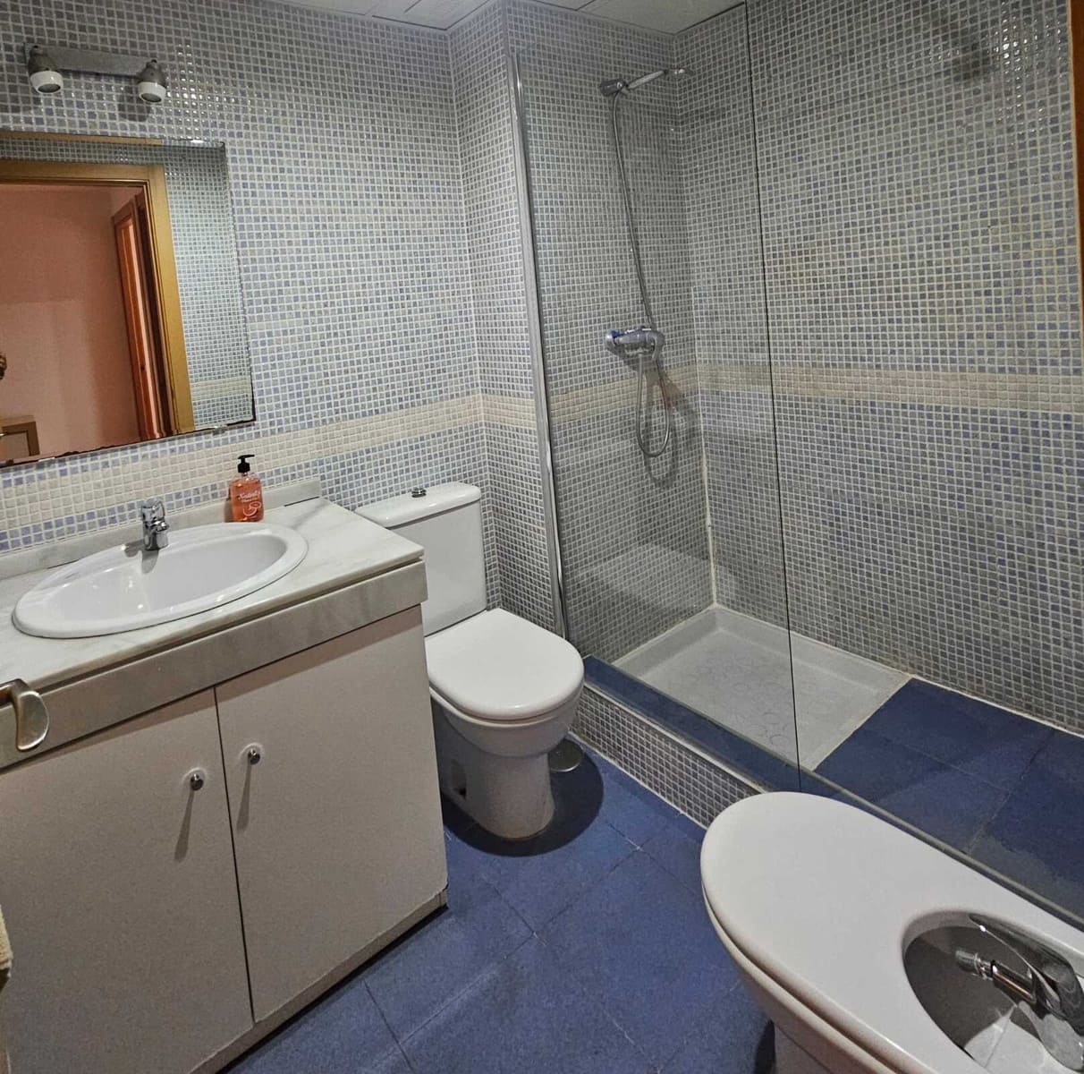 3 sypialnia Apartament na sprzedaż w Estepona z basenem garażem - 420 000 € (Ref: 9850987)