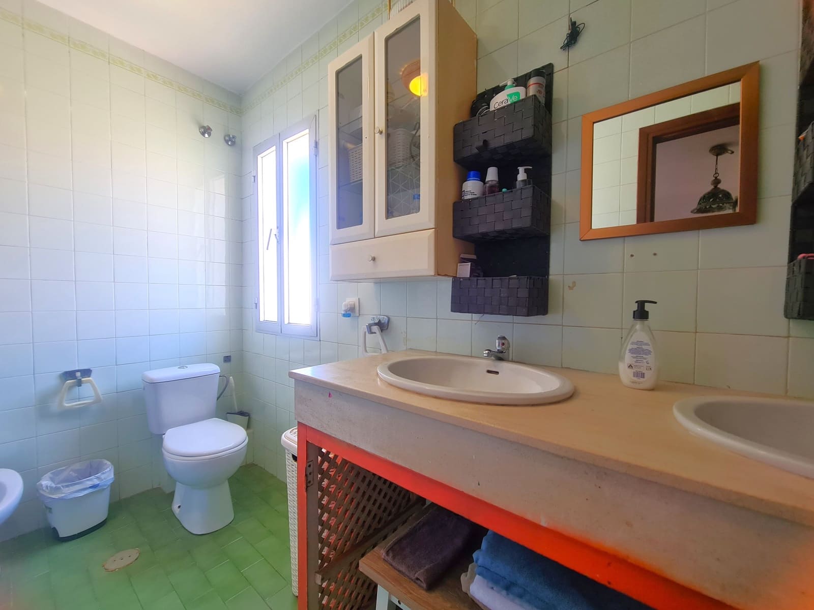3 quarto Moradia Geminada para venda em Estepona com piscina garagem - 585 000 € (Ref: 9855206)