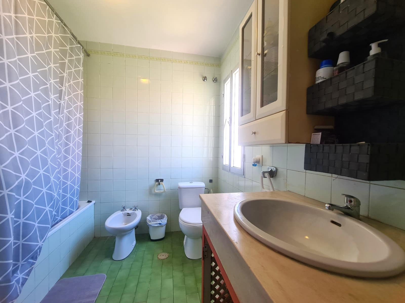 3 quarto Moradia Geminada para venda em Estepona com piscina garagem - 585 000 € (Ref: 9855206)