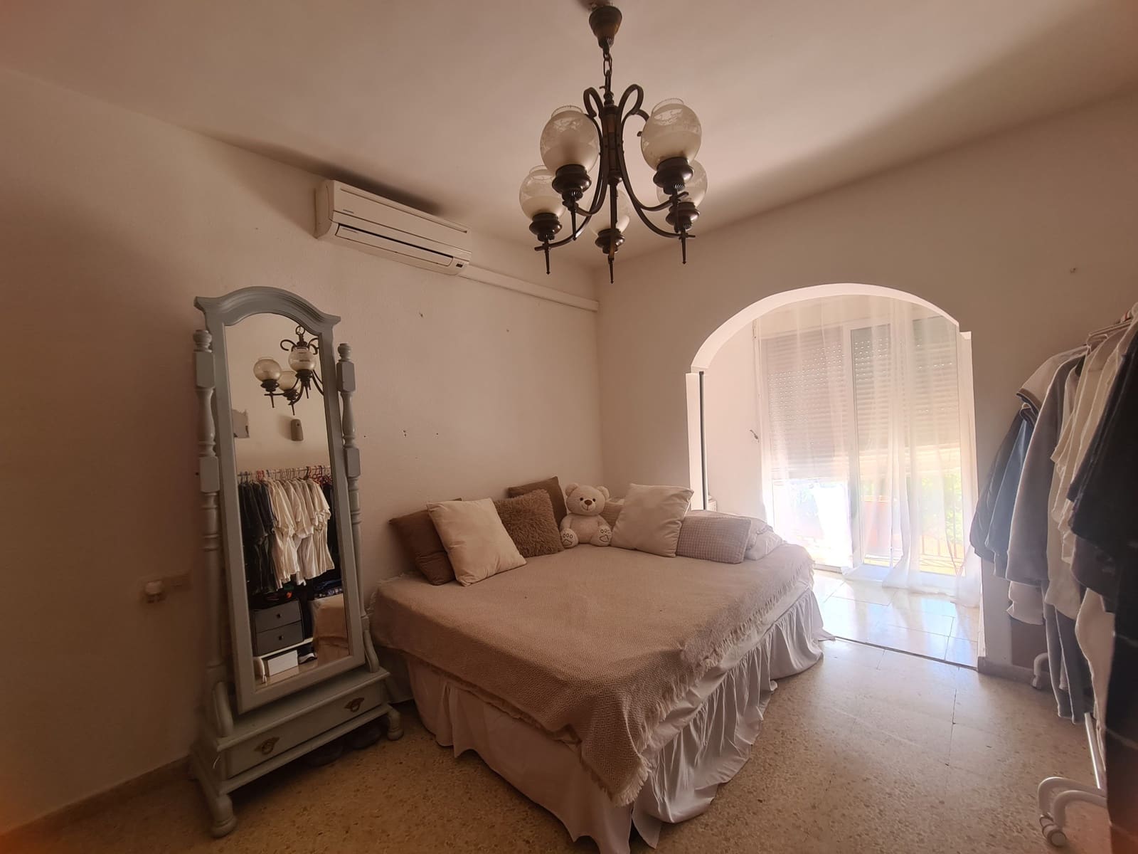 3 quarto Moradia Geminada para venda em Estepona com piscina garagem - 585 000 € (Ref: 9855206)