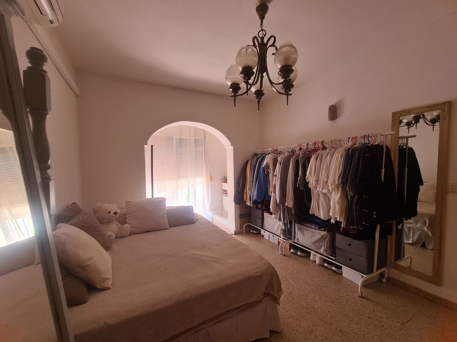 3 quarto Moradia Geminada para venda em Estepona com piscina garagem - 585 000 € (Ref: 9855206)