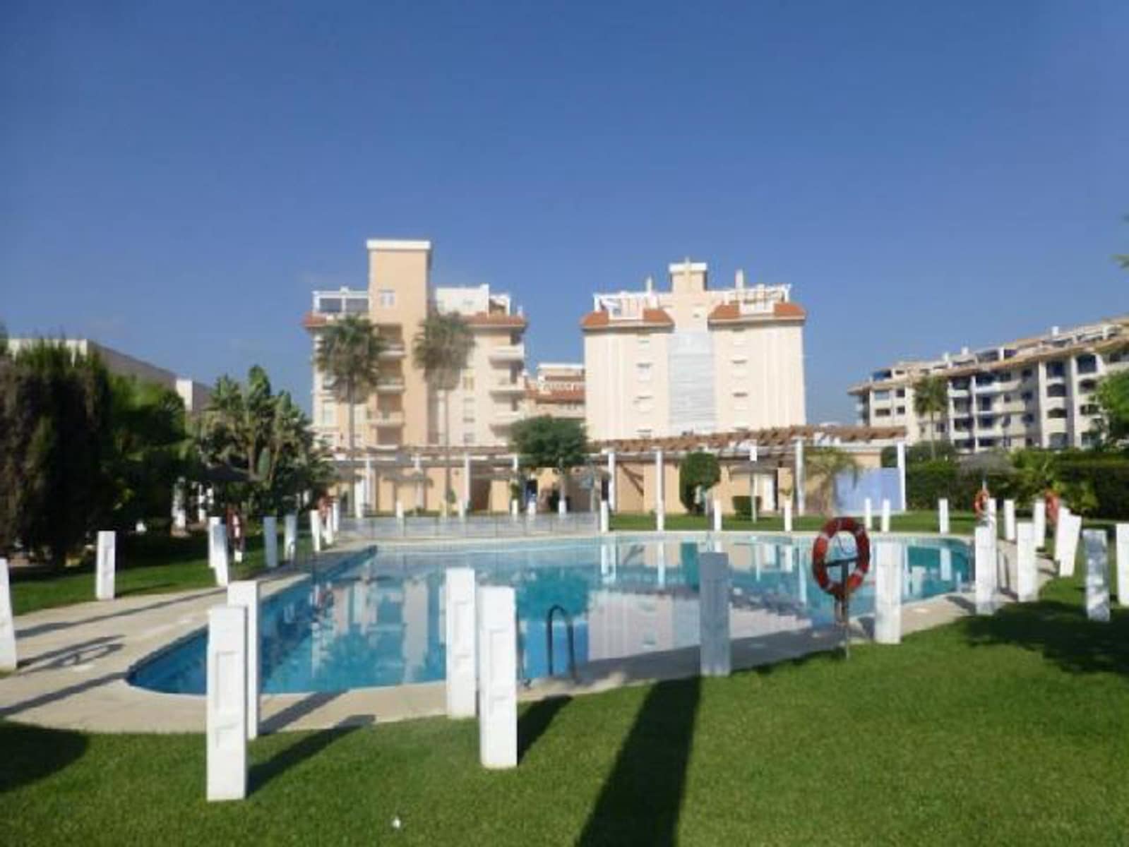 2 bedroom Apartment for sale in San Luis de Sabinillas with pool garage - € 270,000 (Ref: 9864990)