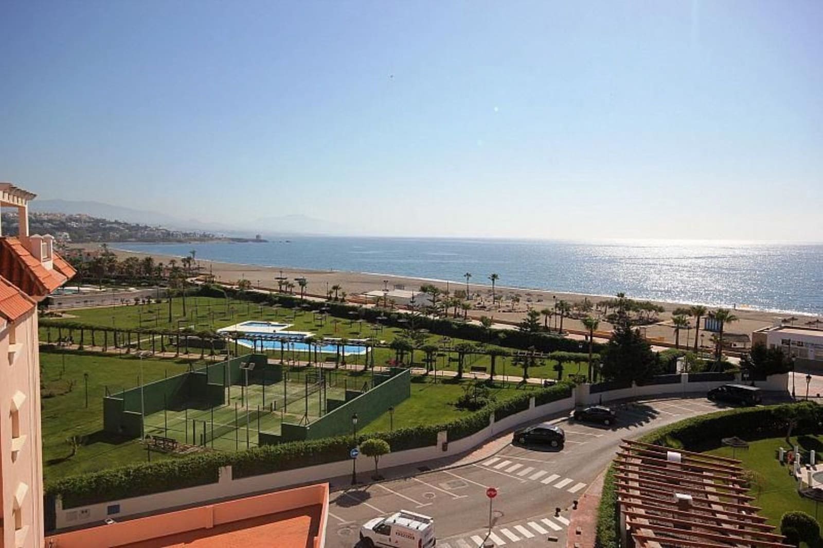 2 bedroom Apartment for sale in San Luis de Sabinillas with pool garage - € 270,000 (Ref: 9864990)