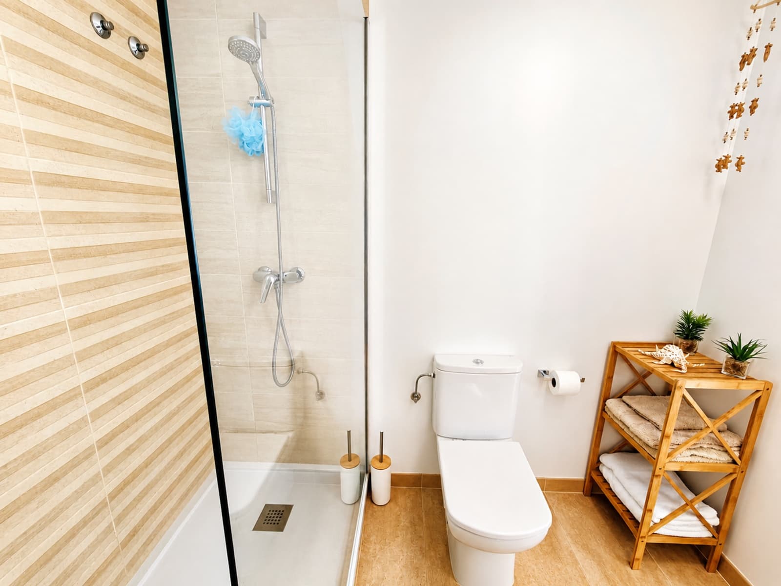 2 bedroom Apartment for sale in San Luis de Sabinillas with pool garage - € 270,000 (Ref: 9864990)