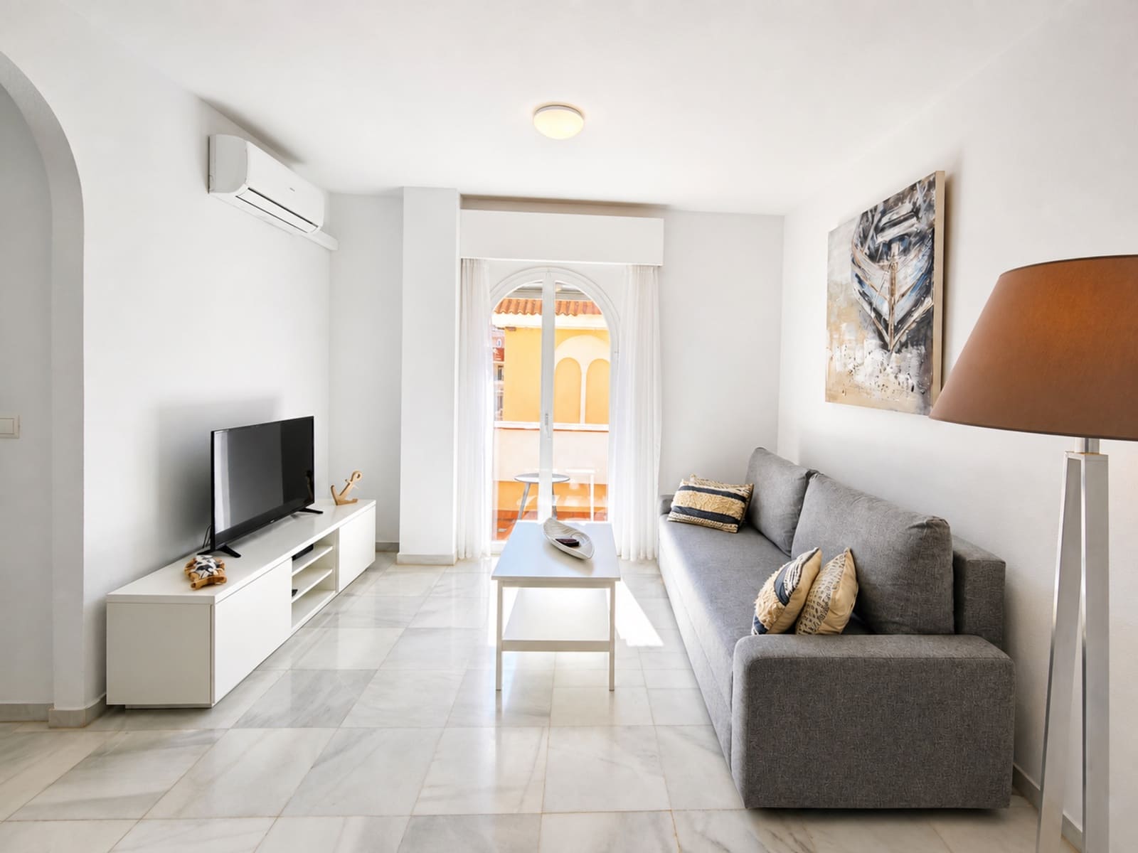 2 bedroom Apartment for sale in San Luis de Sabinillas with pool garage - € 270,000 (Ref: 9864990)