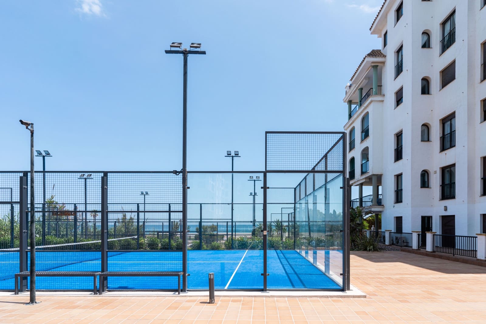 1 camera da letto Appartamento in vendita in La Duquesa / Puerto de la Duquesa con piscina garage - 299.000 € (Rif: 9873112)