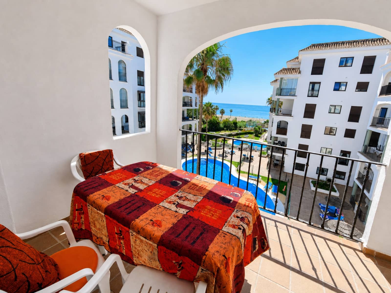 1 camera da letto Appartamento in vendita in La Duquesa / Puerto de la Duquesa con piscina garage - 299.000 € (Rif: 9873112)