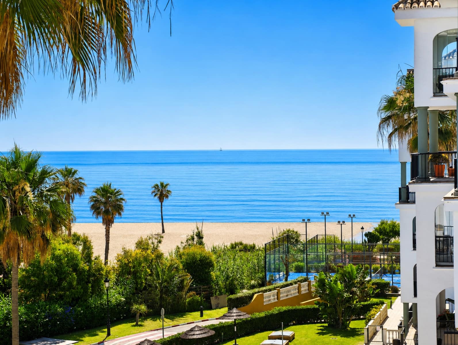 1 camera da letto Appartamento in vendita in La Duquesa / Puerto de la Duquesa con piscina garage - 299.000 € (Rif: 9873112)