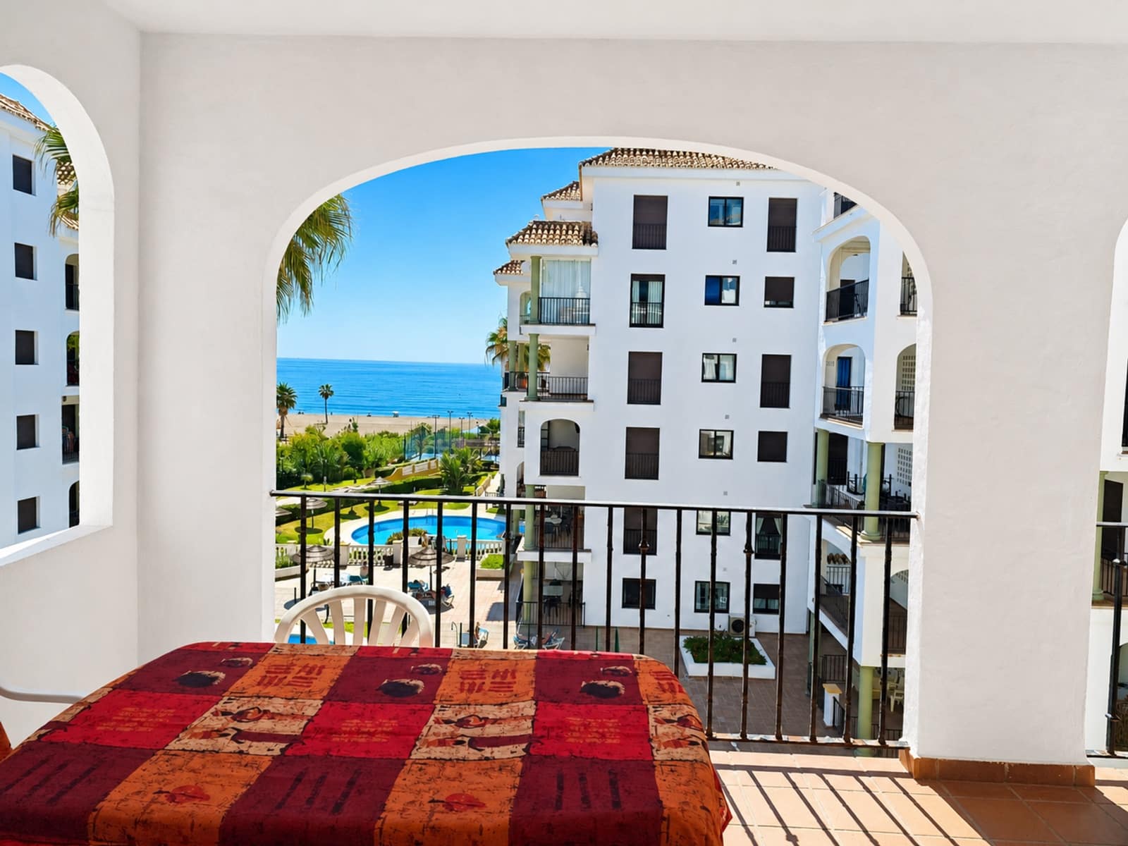 1 camera da letto Appartamento in vendita in La Duquesa / Puerto de la Duquesa con piscina garage - 299.000 € (Rif: 9873112)