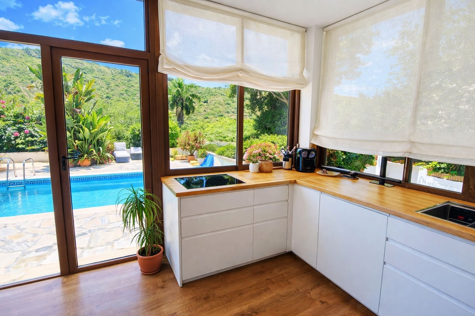 3 camera da letto Villa in vendita in La Duquesa / Puerto de la Duquesa con piscina garage - 430.000 € (Rif: 9873113)