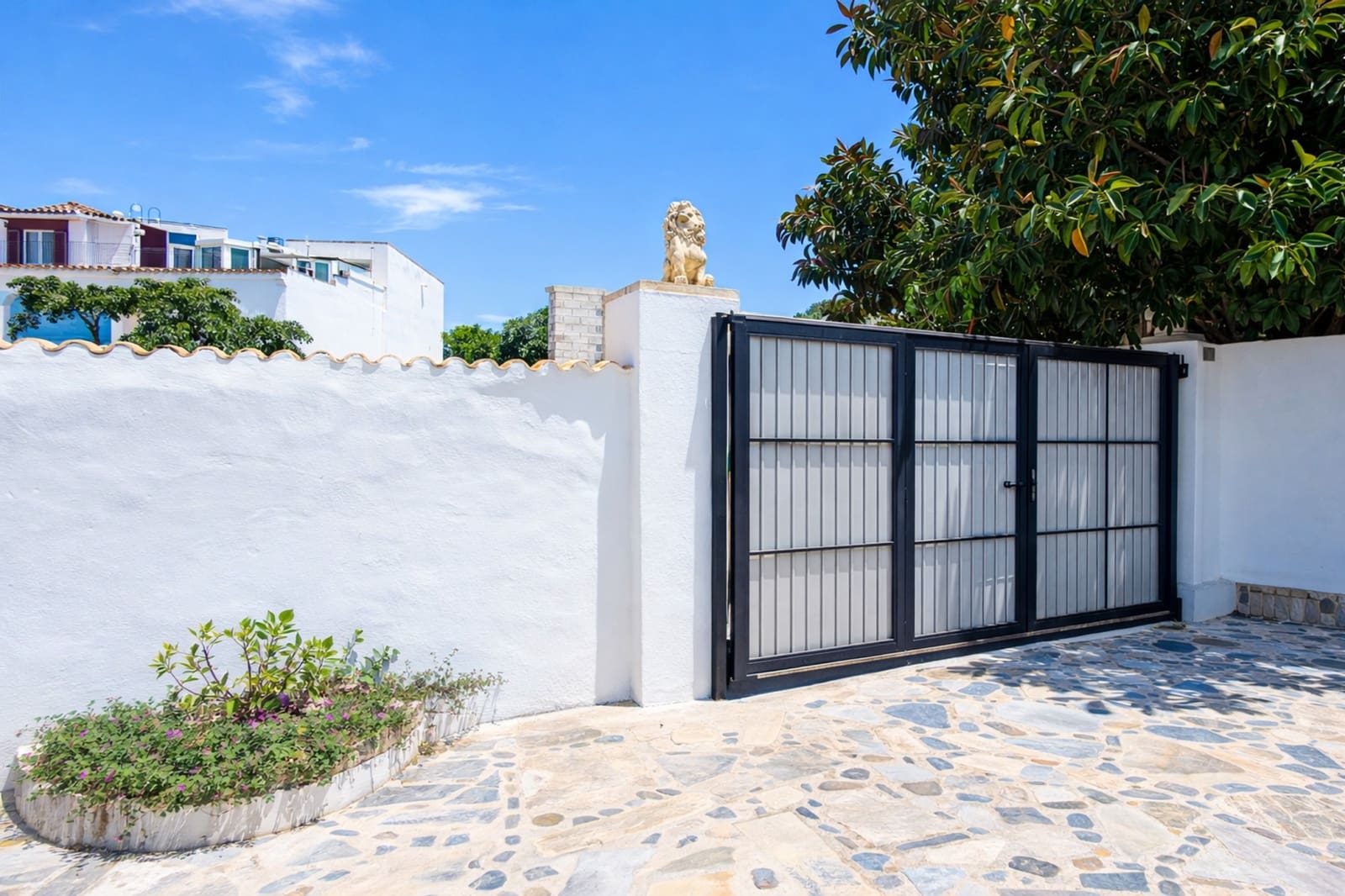 3 camera da letto Villa in vendita in La Duquesa / Puerto de la Duquesa con piscina garage - 430.000 € (Rif: 9873113)