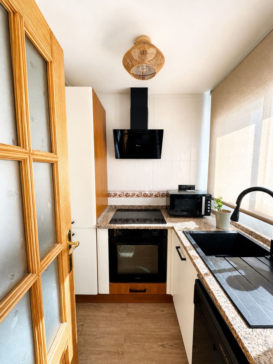 Apartamento de 1 habitación en Manilva en venta con piscina - 179.600 € (Ref: 9873114)