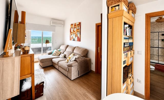 1 makuuhuone Huoneisto myytävänä paikassa Manilva mukana uima-altaan - 179 600 € (Ref: 9873114)