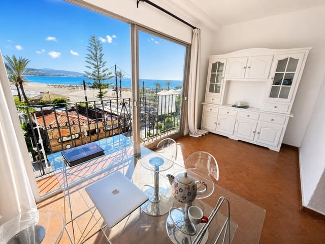 1 makuuhuone Huoneisto myytävänä paikassa Puerto Banus, Marbella - 750 000 € (Ref: 9873115)