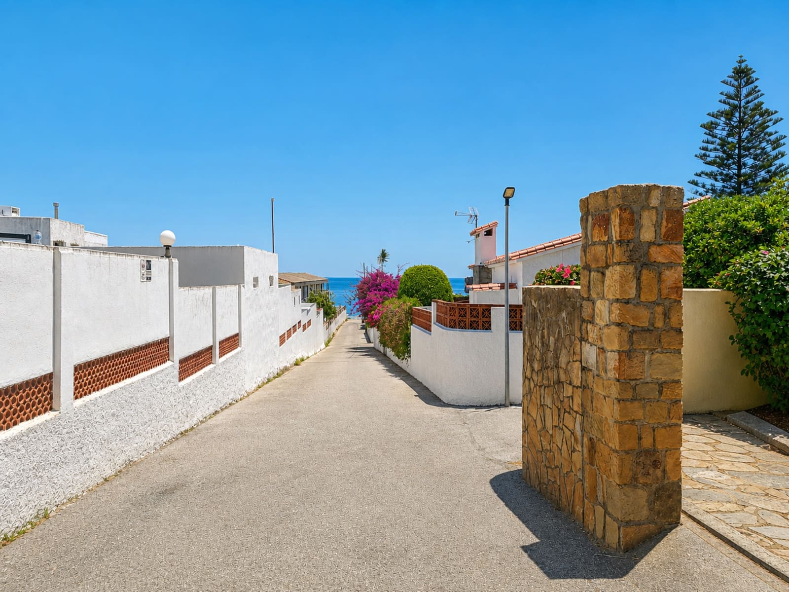 3 camera da letto Villa in vendita in La Duquesa / Puerto de la Duquesa con garage - 595.000 € (Rif: 9873116)
