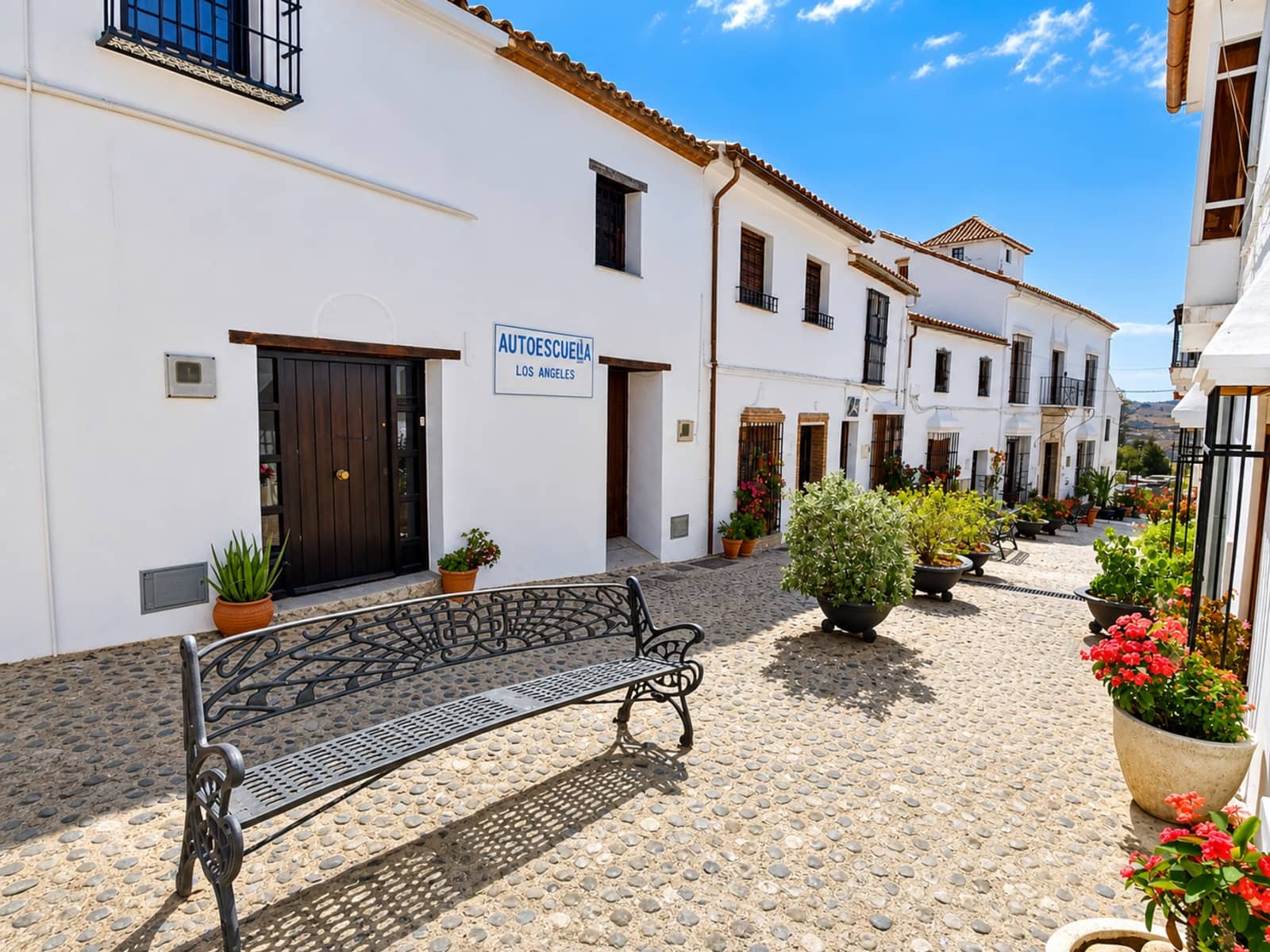 4 bedroom Townhouse for sale in Jimena de la Frontera - € 335,000 (Ref: 9929027)