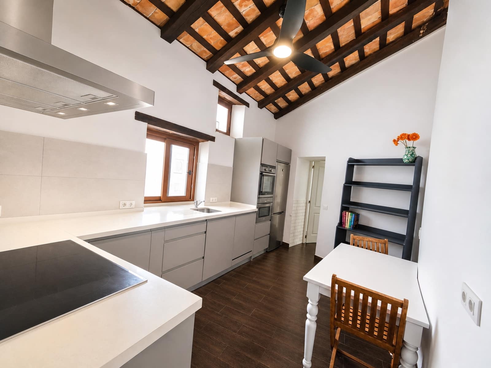 4 bedroom Townhouse for sale in Jimena de la Frontera - € 335,000 (Ref: 9929027)