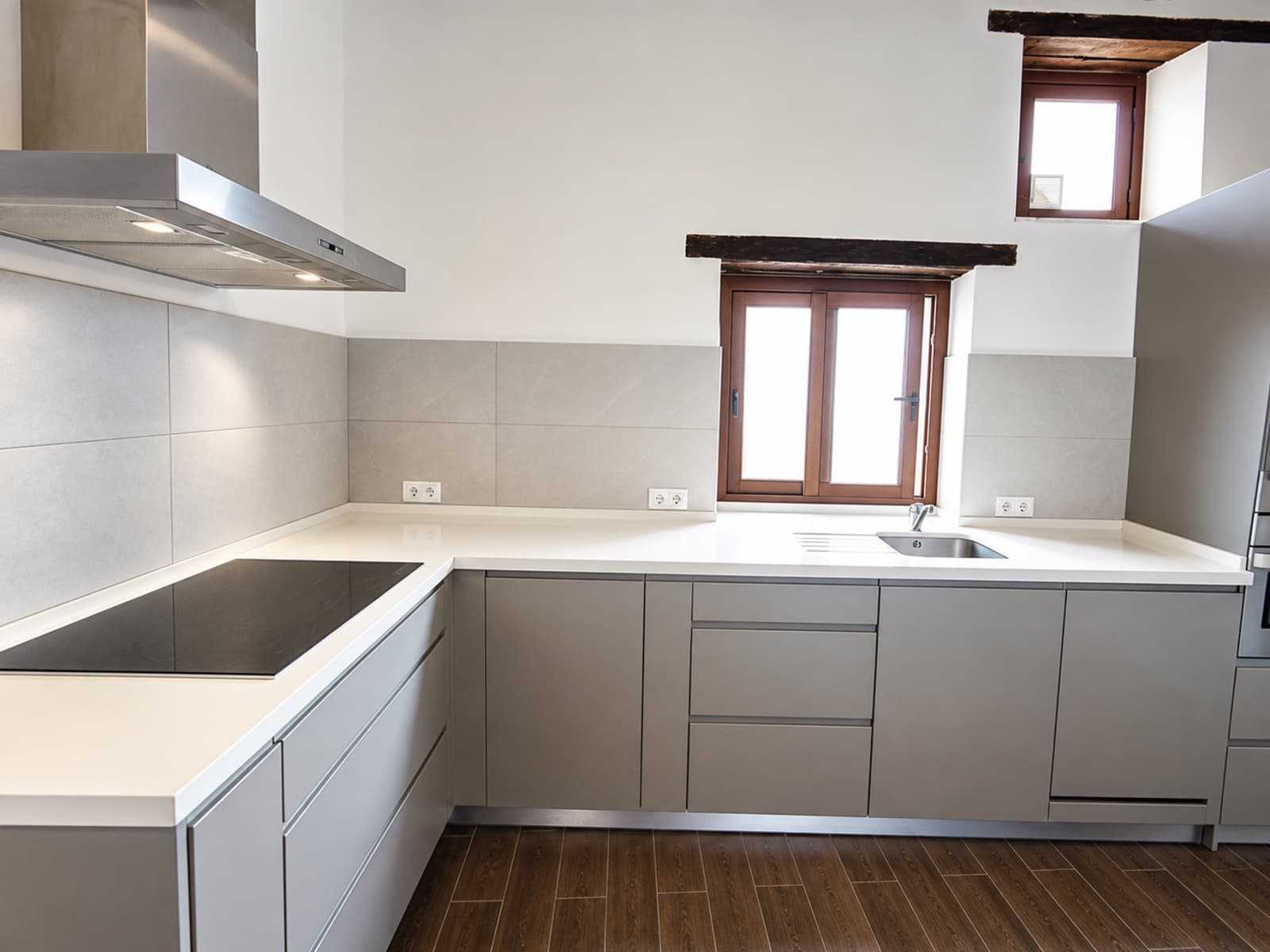 4 bedroom Townhouse for sale in Jimena de la Frontera - € 335,000 (Ref: 9929027)