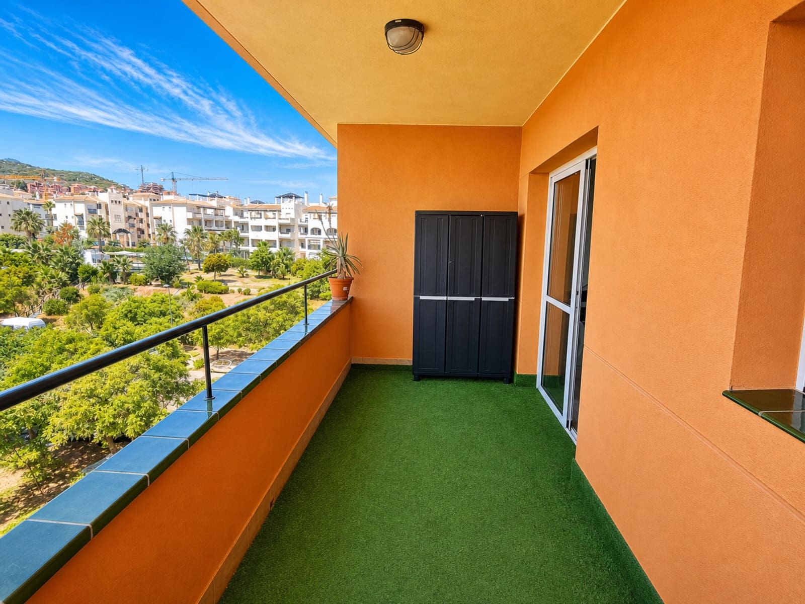 1 bedroom Apartment for sale in San Luis de Sabinillas with pool garage - € 227,500 (Ref: 9929028)