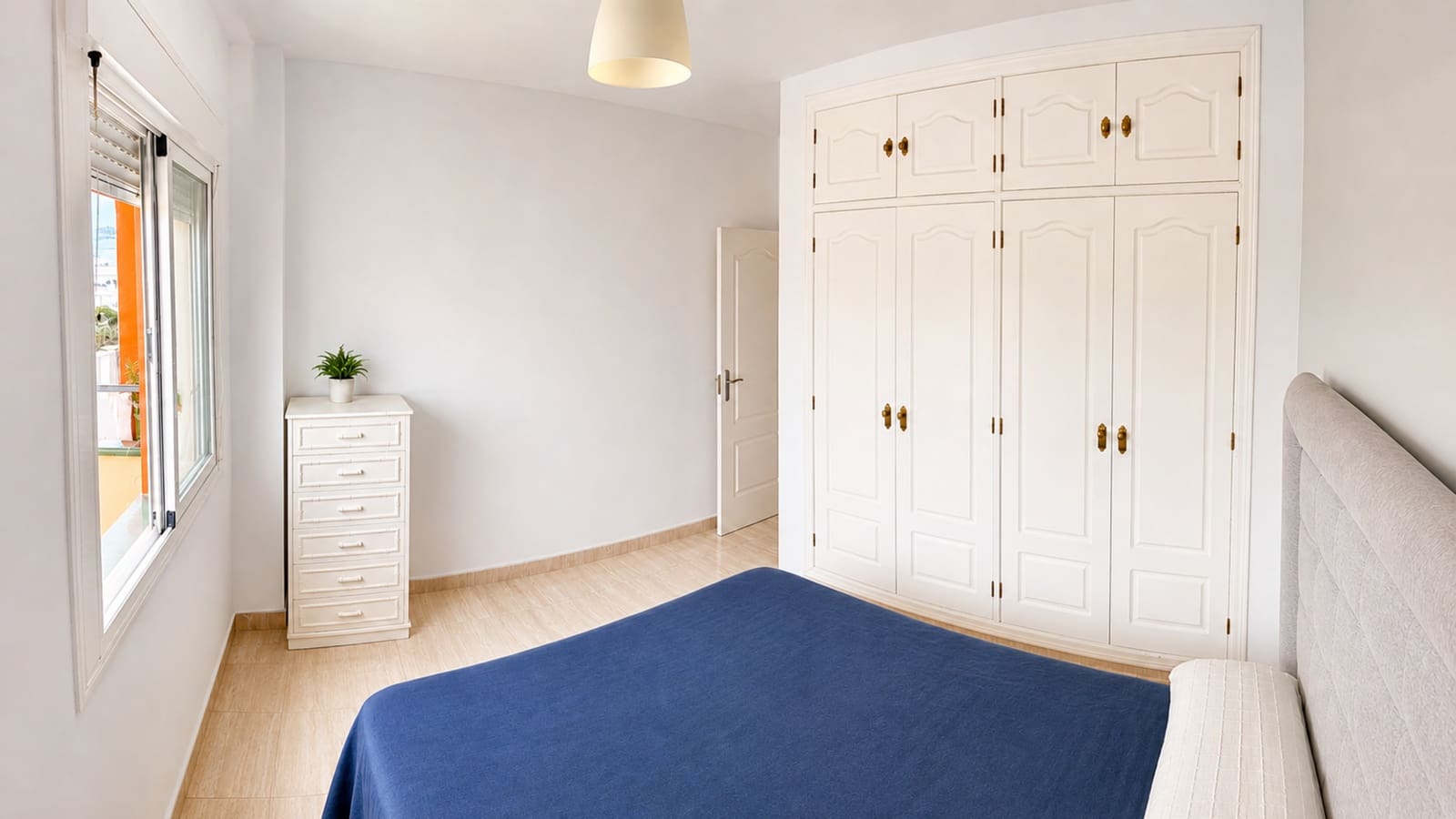 1 bedroom Apartment for sale in San Luis de Sabinillas with pool garage - € 227,500 (Ref: 9929028)