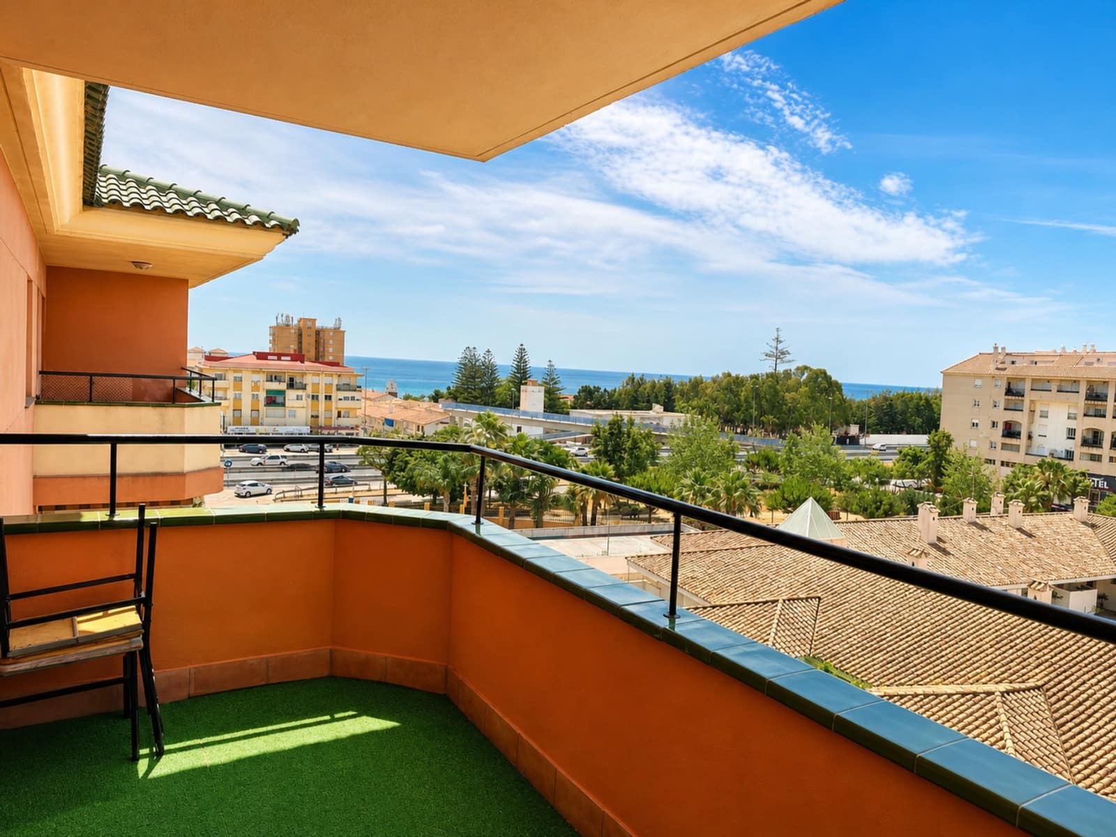 1 bedroom Apartment for sale in San Luis de Sabinillas with pool garage - € 227,500 (Ref: 9929028)