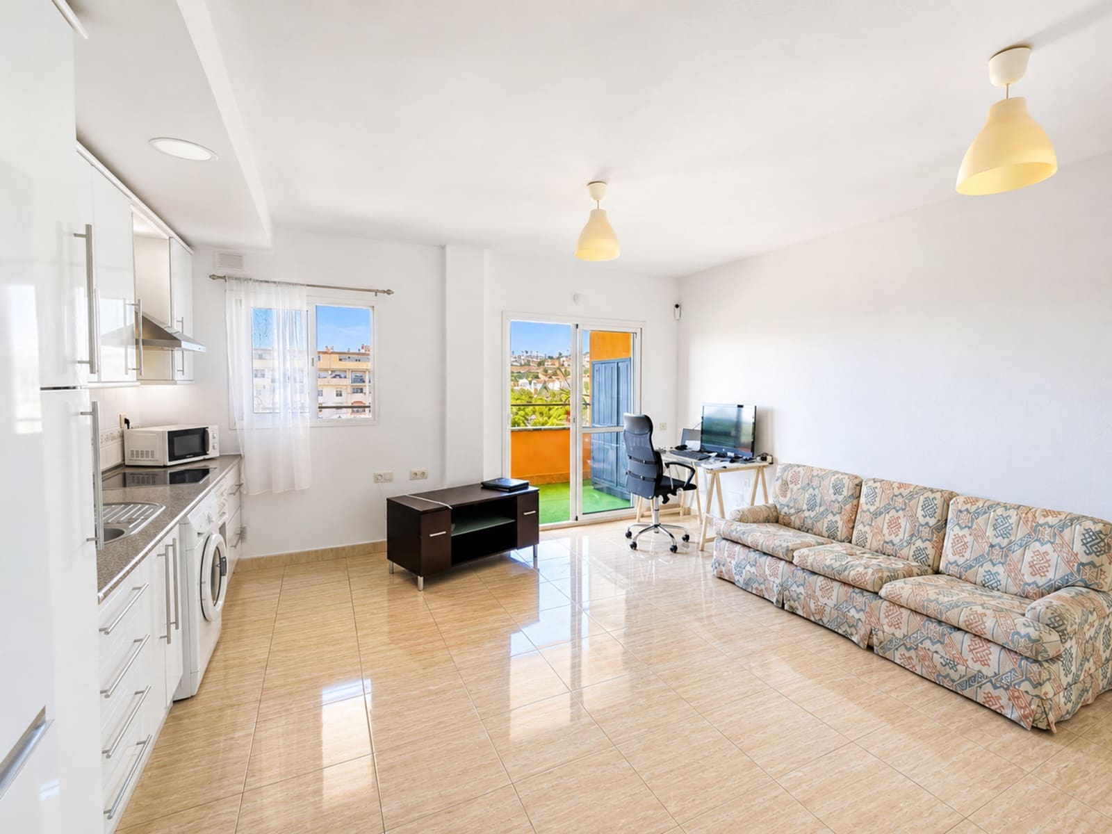 1 bedroom Apartment for sale in San Luis de Sabinillas with pool garage - € 227,500 (Ref: 9929028)