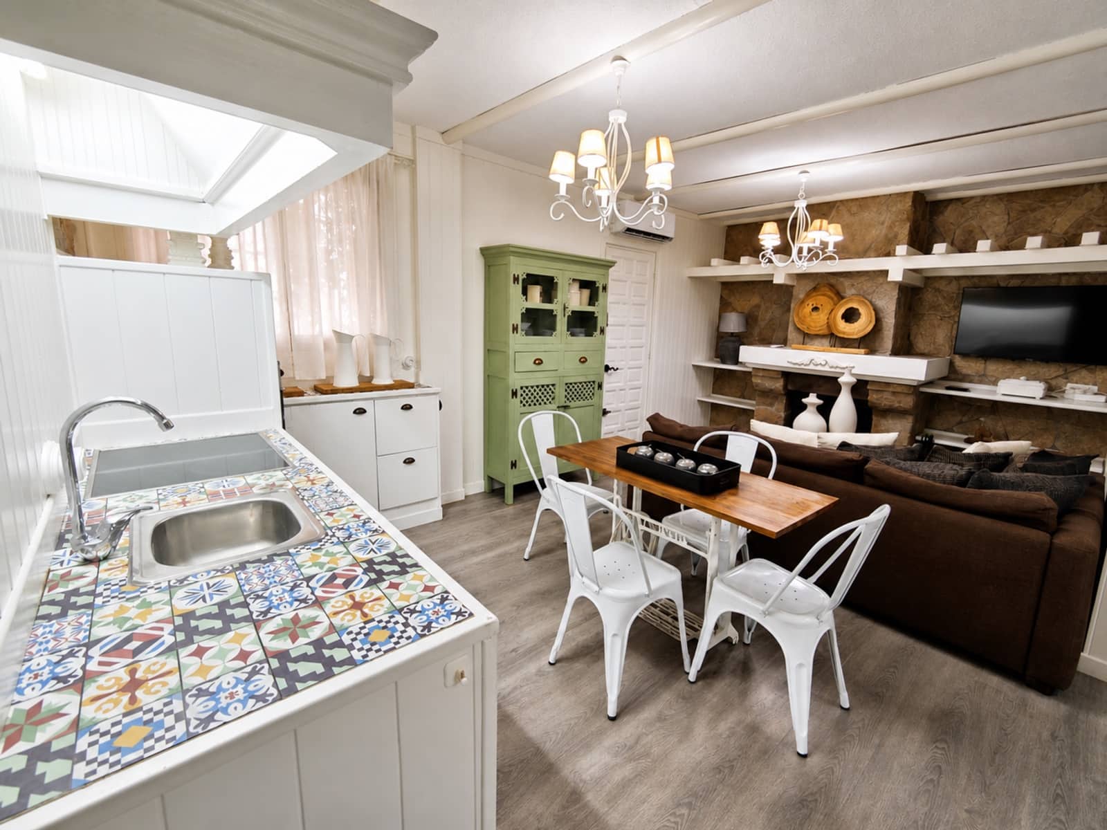 2 soveværelse Lejlighed til salg i La Duquesa / Puerto de la Duquesa med swimmingpool garage - € 195.000 (Ref: 9941968)