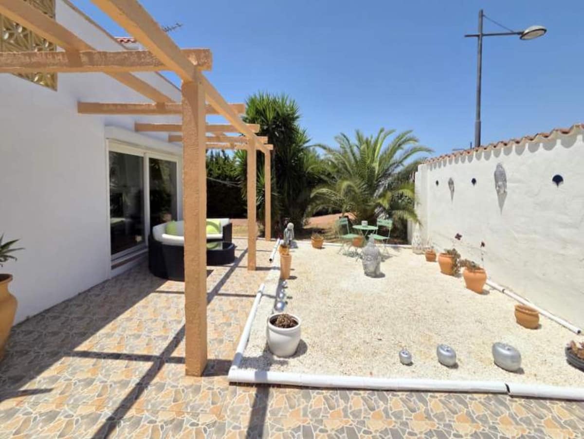 5 soverom Villa til salgs i La Duquesa / Puerto de la Duquesa med svømmebasseng garasje - € 595 000 (Ref: 9941969)