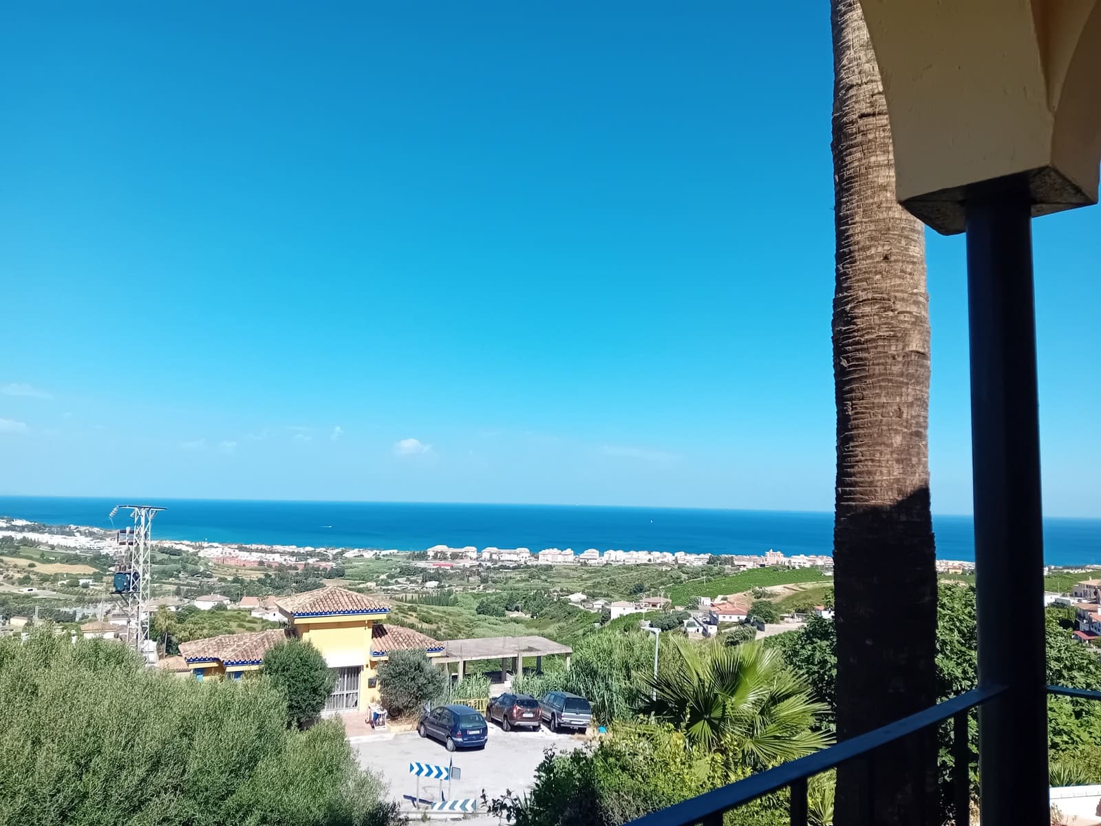 3 soveværelse Semi-Rækkehus til salg i Manilva med swimmingpool garage - € 335.000 (Ref: 9952303)