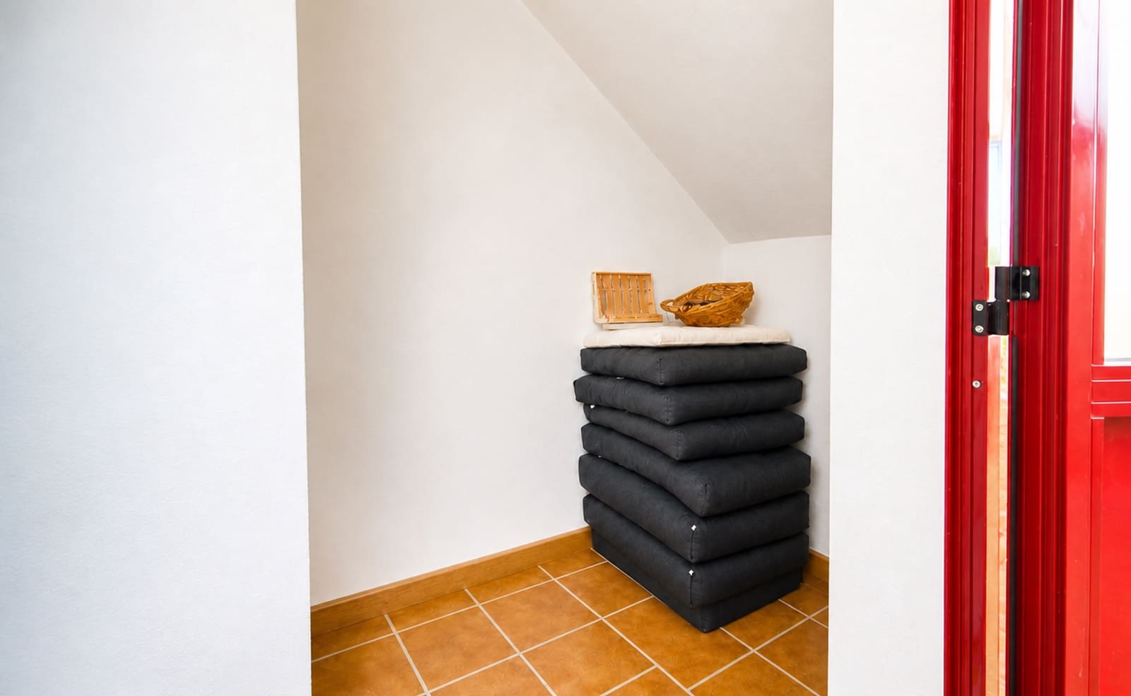 2 sypialnia Apartament na sprzedaż w La Duquesa / Puerto de la Duquesa z basenem garażem - 349 000 € (Ref: 9957609)