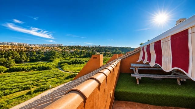 2 sypialnia Apartament na sprzedaż w La Duquesa / Puerto de la Duquesa, Manilva z basenem garażem - 349 000 € (Ref: 9957609)