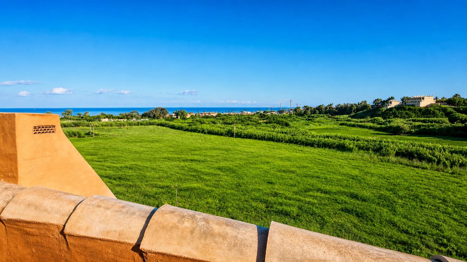 2 sypialnia Apartament na sprzedaż w La Duquesa / Puerto de la Duquesa z basenem garażem - 349 000 € (Ref: 9957609)
