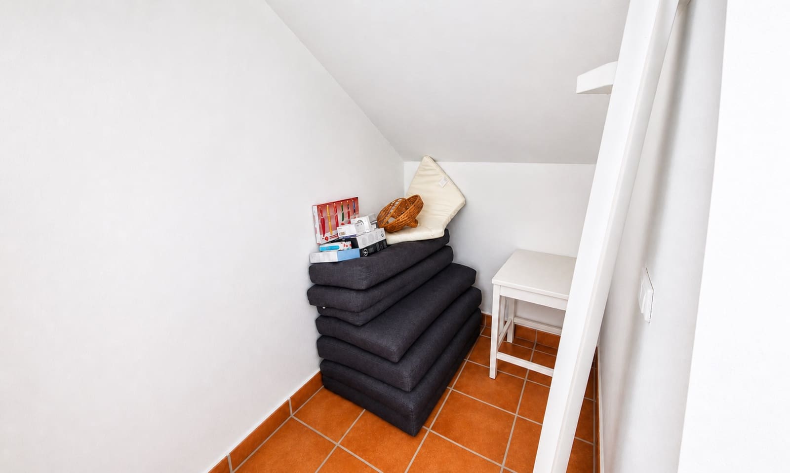 2 sypialnia Apartament na sprzedaż w La Duquesa / Puerto de la Duquesa z basenem garażem - 349 000 € (Ref: 9957609)