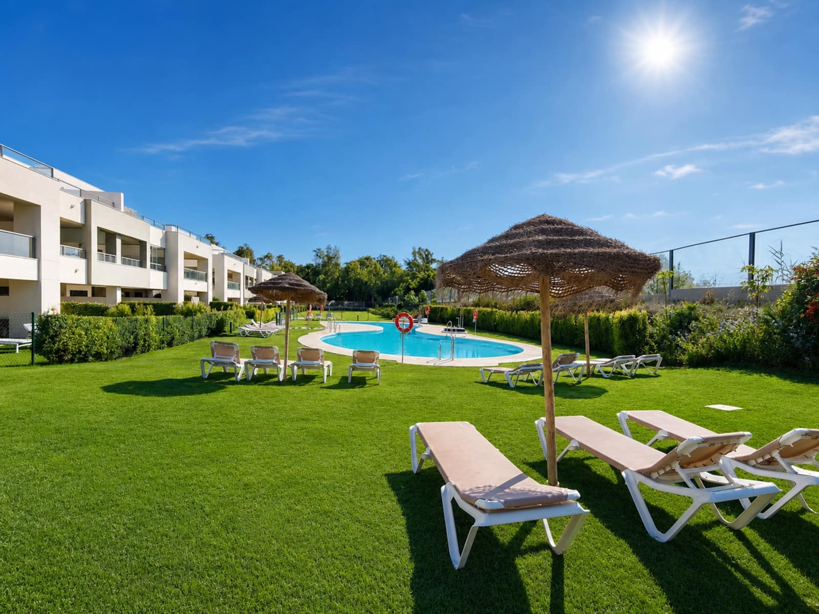 2 soveværelse Lejlighed til salg i Casares med swimmingpool garage - € 449.000 (Ref: 9964950)