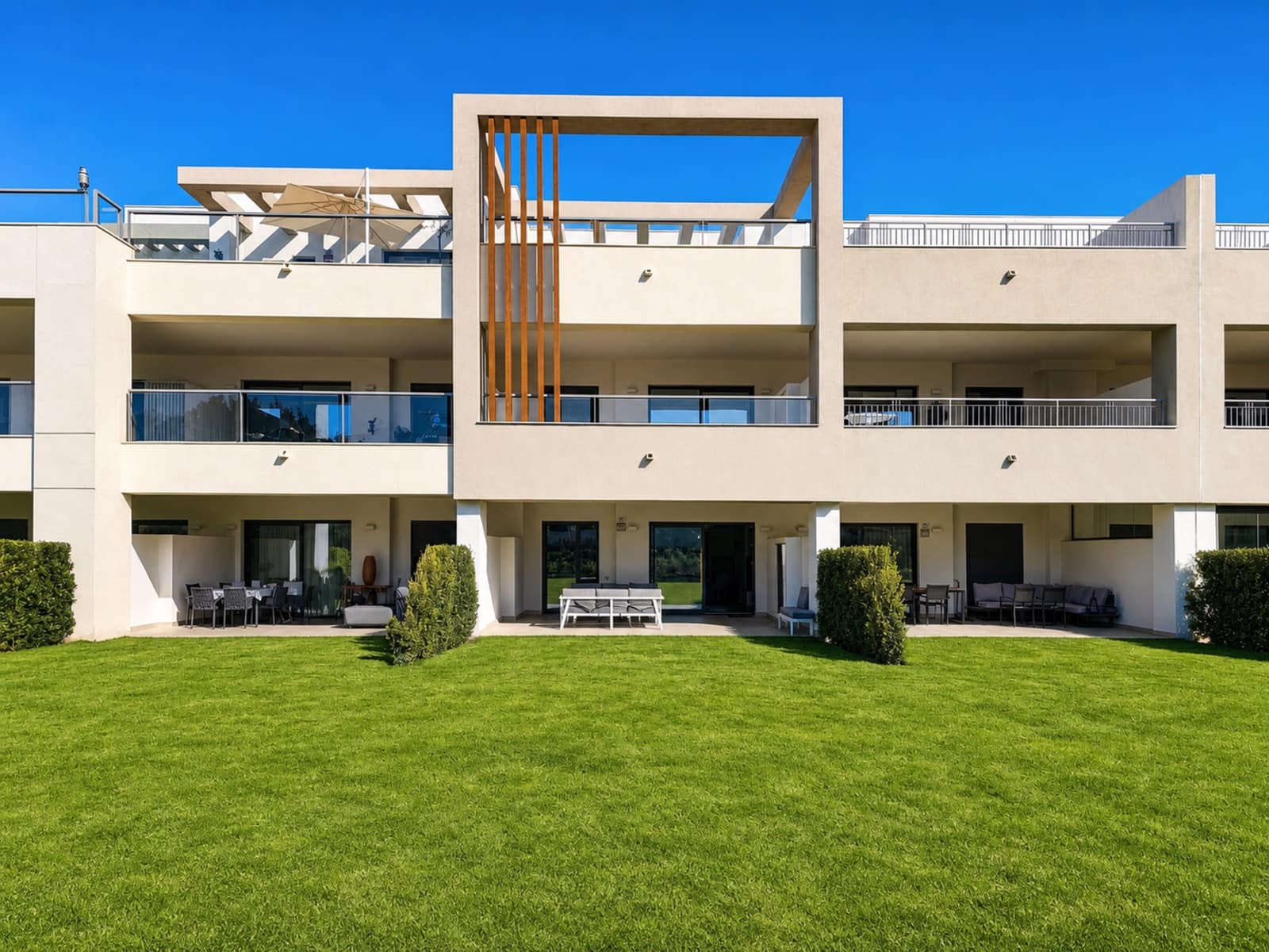 2 soveværelse Lejlighed til salg i Casares med swimmingpool garage - € 449.000 (Ref: 9964950)