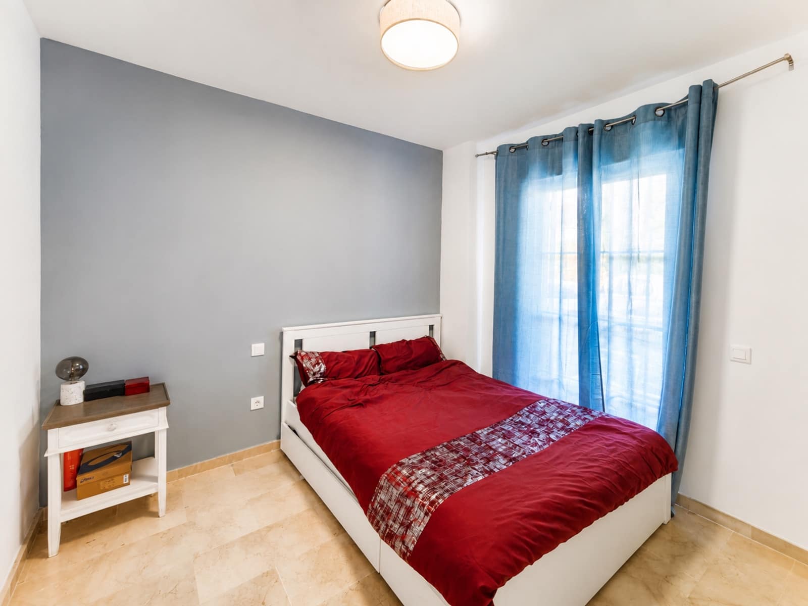 3 soveværelse Lejlighed til salg i La Duquesa / Puerto de la Duquesa med swimmingpool garage - € 285.000 (Ref: 9972987)