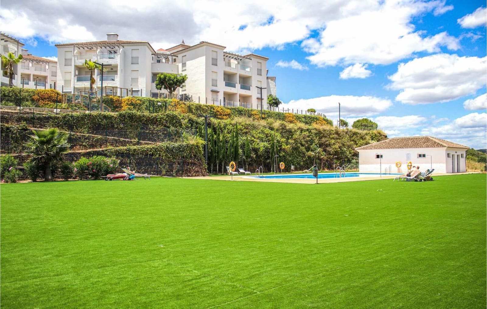 3 soveværelse Lejlighed til salg i La Duquesa / Puerto de la Duquesa med swimmingpool garage - € 285.000 (Ref: 9972987)
