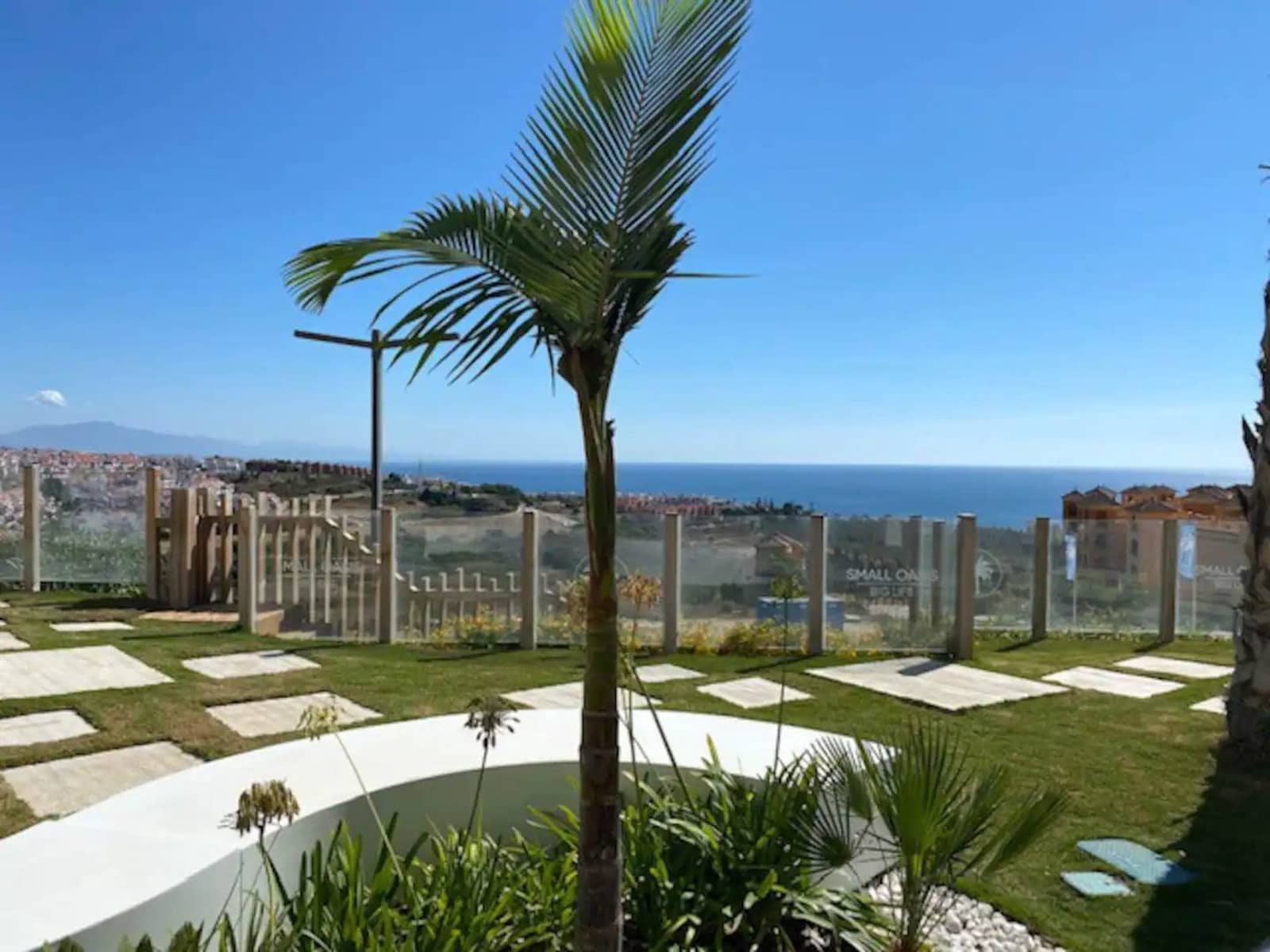3 soveværelse Lejlighed til salg i La Duquesa / Puerto de la Duquesa med swimmingpool garage - € 285.000 (Ref: 9972987)