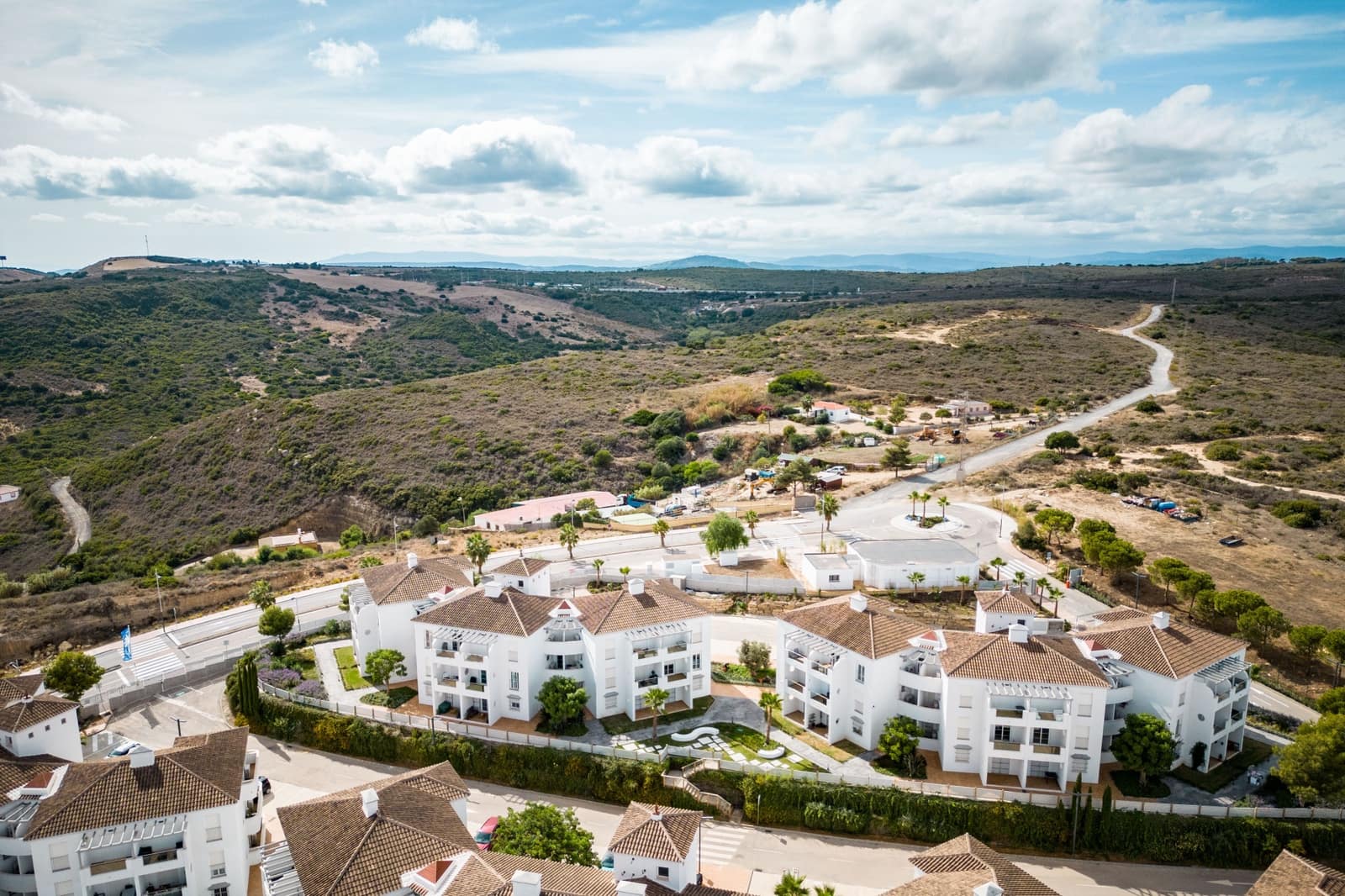 3 soveværelse Lejlighed til salg i La Duquesa / Puerto de la Duquesa med swimmingpool garage - € 285.000 (Ref: 9972987)